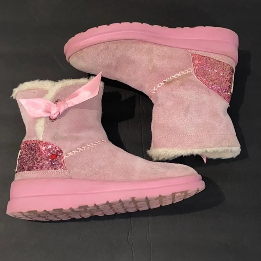 Authentic UGG designer pink suede leather designer boots Sz 6 Euro 37